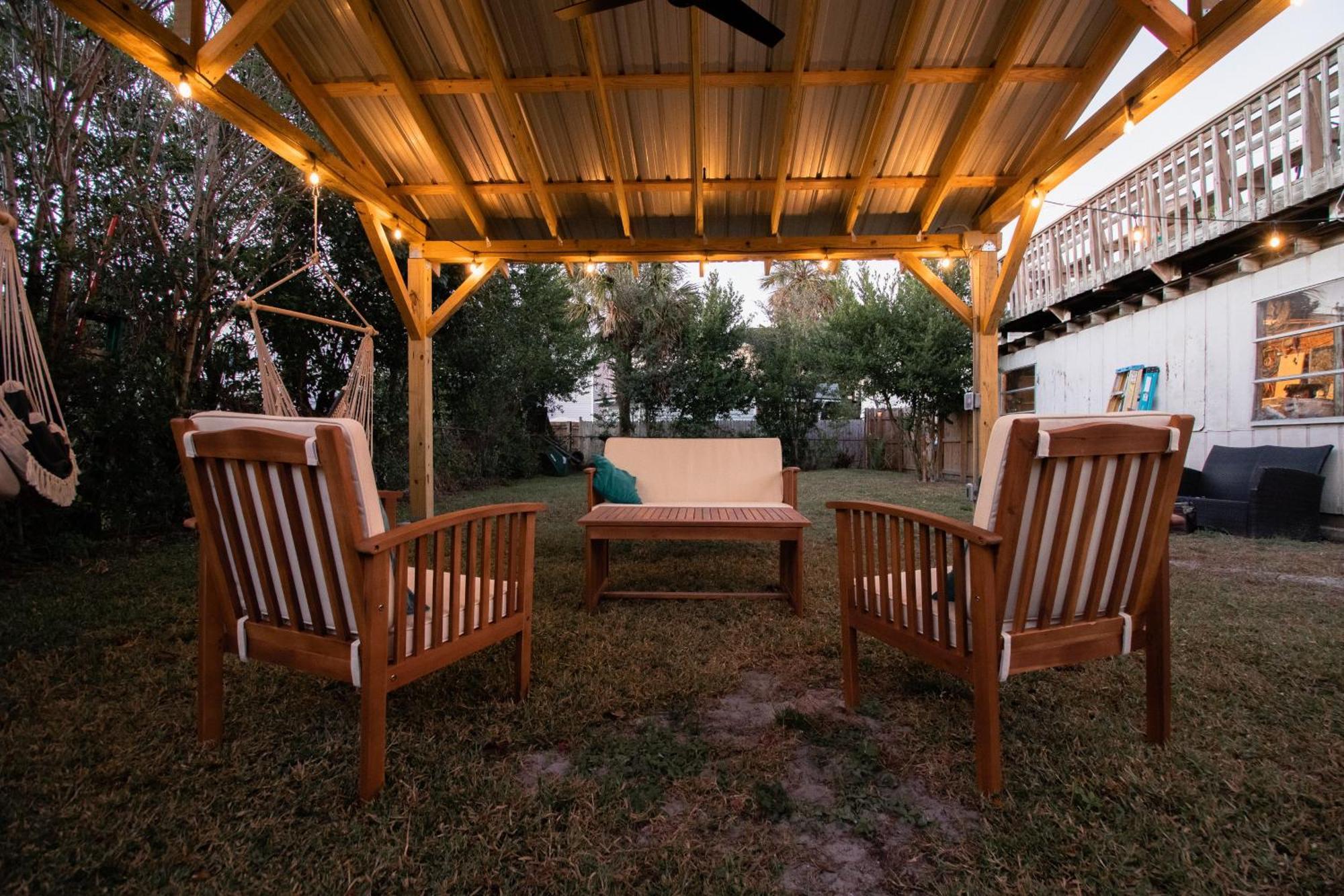 Seas The Day - 4 Blocks To The Beach, Restaurant, And Bar District - Great Deck And Outdoor Space!! Jacksonville Beach Eksteriør bilde